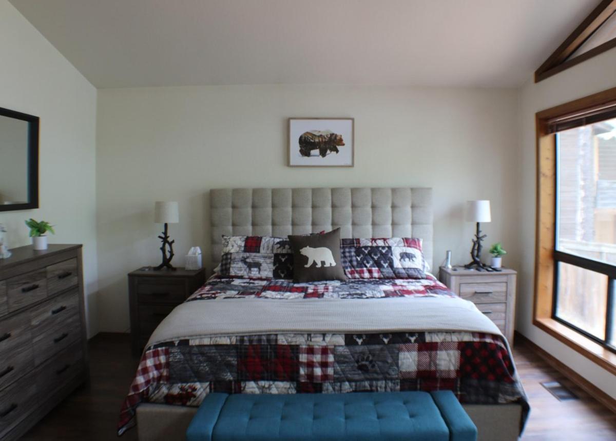 Kathys Cabin, King Bed, Hot Tub, Near-Nau & Downtown Attractions, Perfect Year-Round Mountain Getaway Flagstaff Bagian luar foto